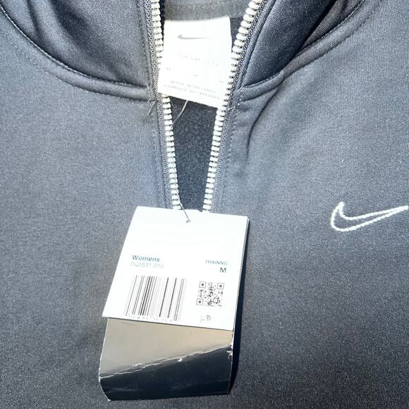 Nike Training Therma-FIT  cropped half zip sweatshirt in black women Sz Med NWT - Picture 7 of 7